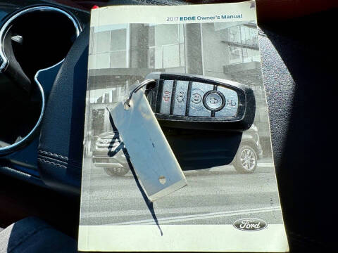 2017 Ford Edge Titanium