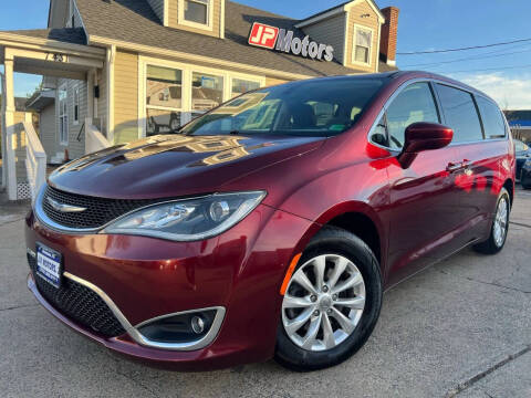 2018 Chrysler Pacifica Touring Plus
