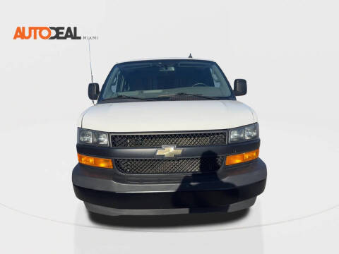 2022 Chevrolet Express 2500