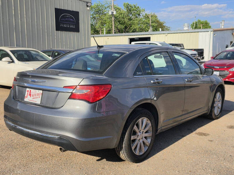 2012 Chrysler 200 Touring
