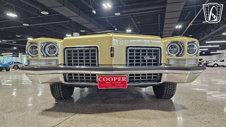 1972 Oldsmobile Ninety-Eight