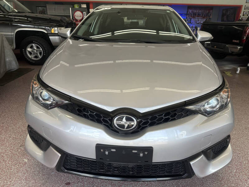2016 Scion iM