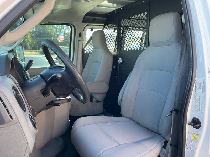 2014 Ford E-Series E-150