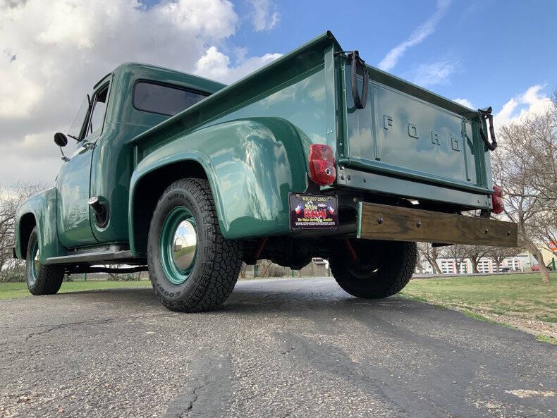 1953 Ford F-100
