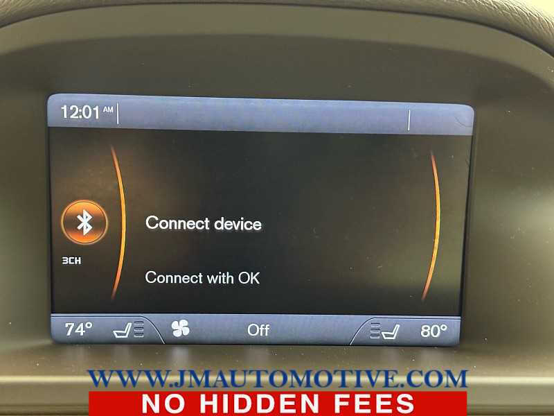 2012 Volvo XC70 T6 Platinum