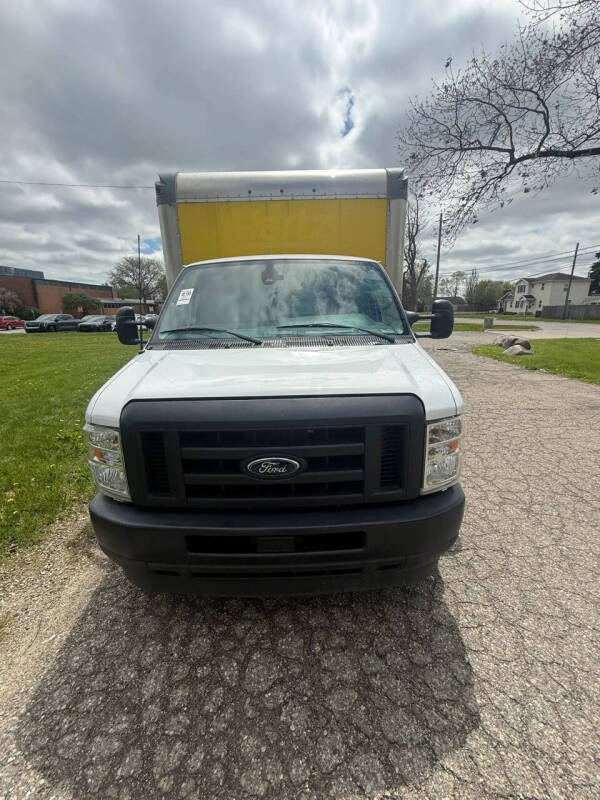 2023 Ford E-Series
