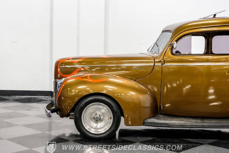 1940 Ford Deluxe
