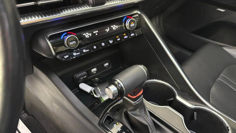 2022 Kia K5 EX