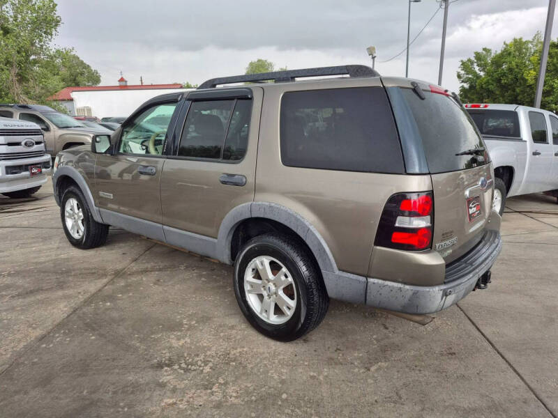 2006 Ford Explorer XLT