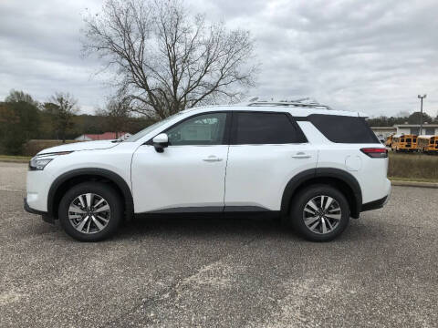 2025 Nissan Pathfinder SL