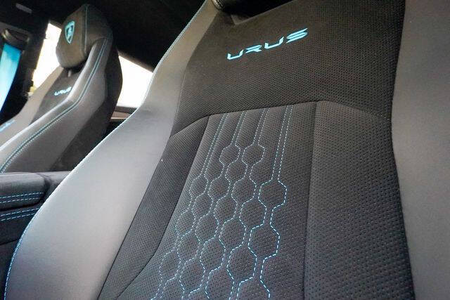 2023 Lamborghini Urus Performante