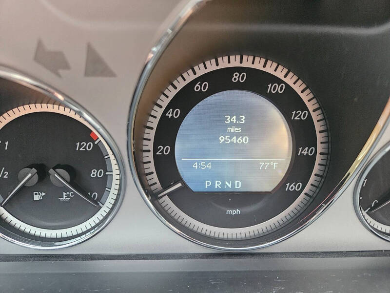 2011 Mercedes-Benz C-Class C 300 Luxury