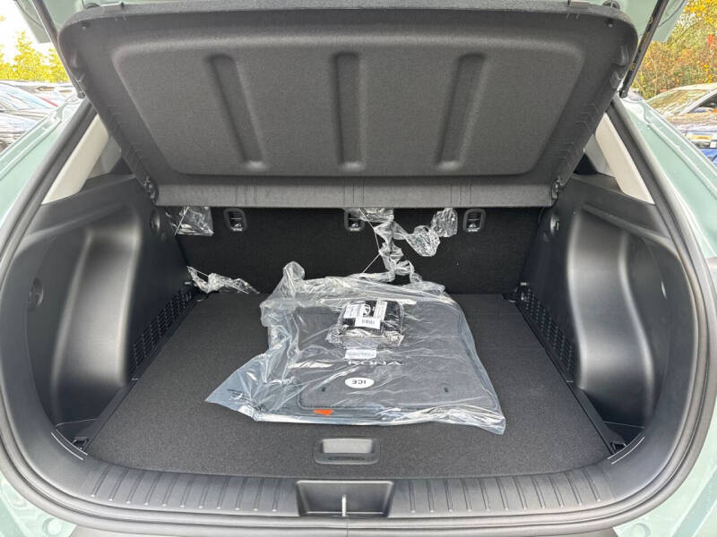 2026 Hyundai Kona SEL Premium