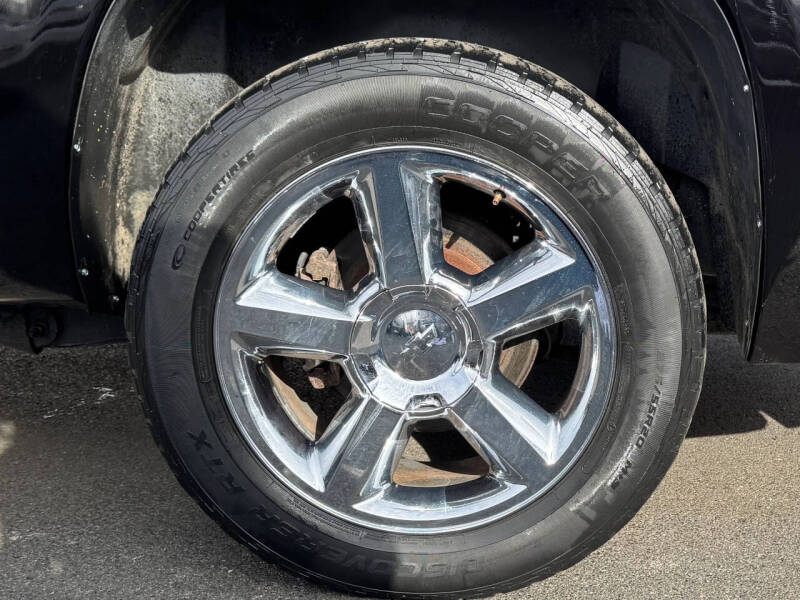 2011 Chevrolet Avalanche LTZ