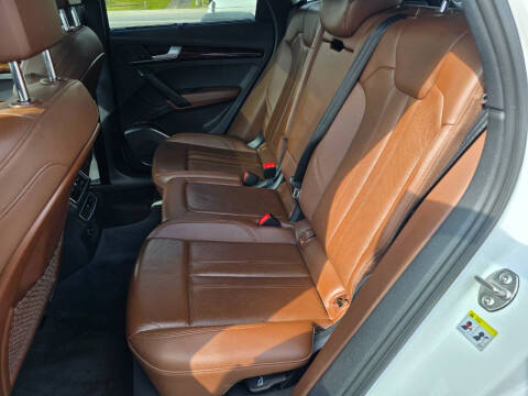 2018 Audi Q5 2.0T quattro Premium Plus