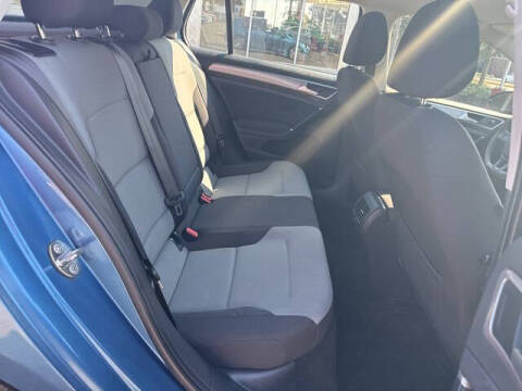 2016 Volkswagen e-Golf SE