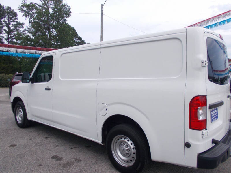 2018 Nissan NV 2500 HD S