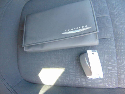 2016 Chrysler 200 LX