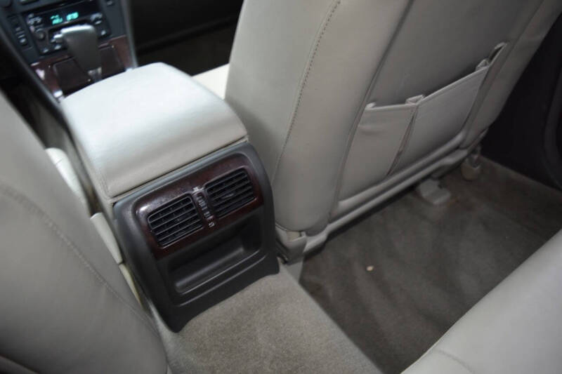 2000 Infiniti Q45 Anniversary