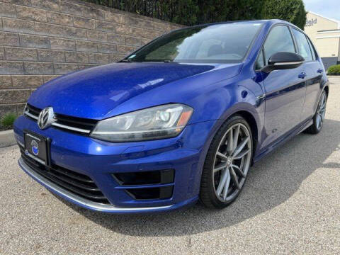 2017 Volkswagen Golf R 4Motion
