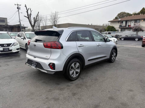 2020 Kia Niro LXS