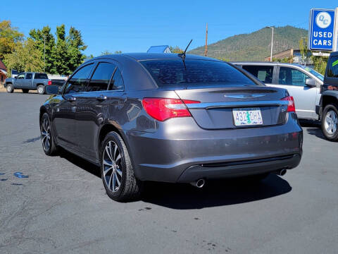 2014 Chrysler 200 Touring