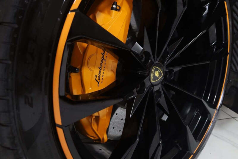 2021 Lamborghini Urus