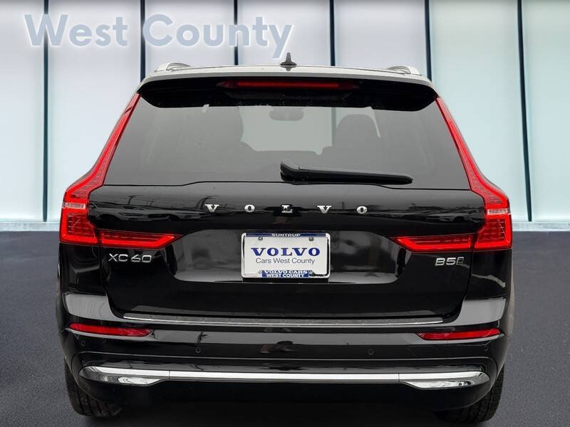 2023 Volvo XC60 B5 Plus Bright Theme