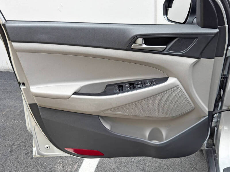 2018 Hyundai Tucson SE