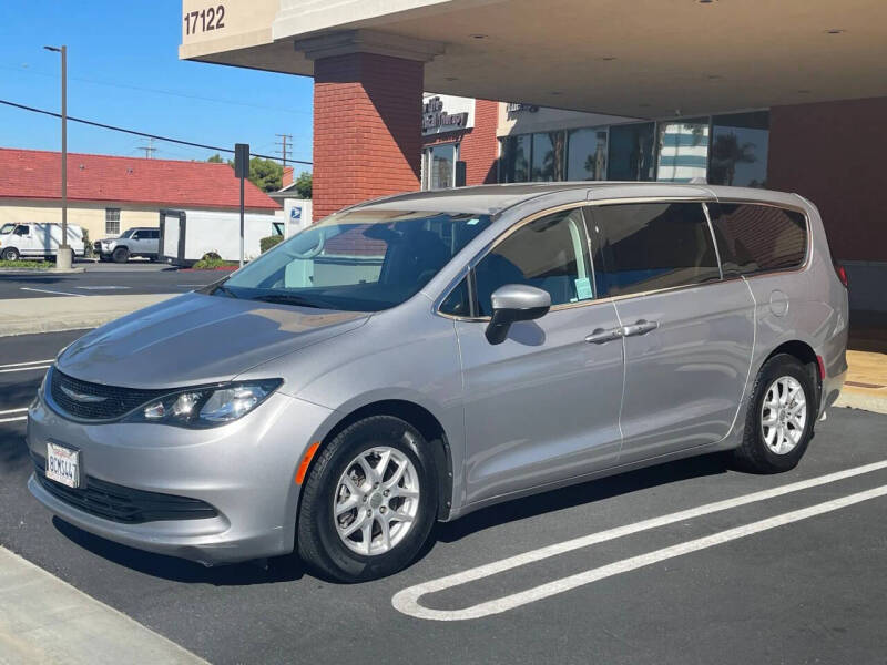 2017 Chrysler Pacifica Touring
