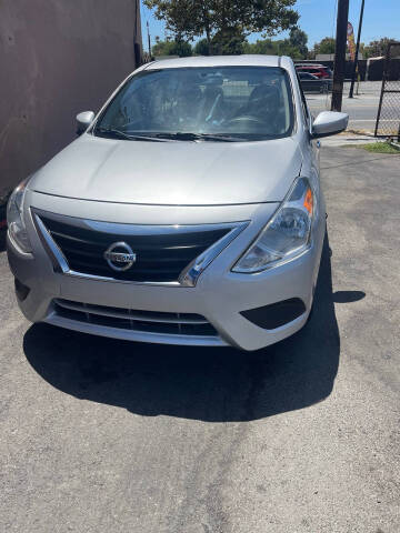 2019 Nissan Versa SV