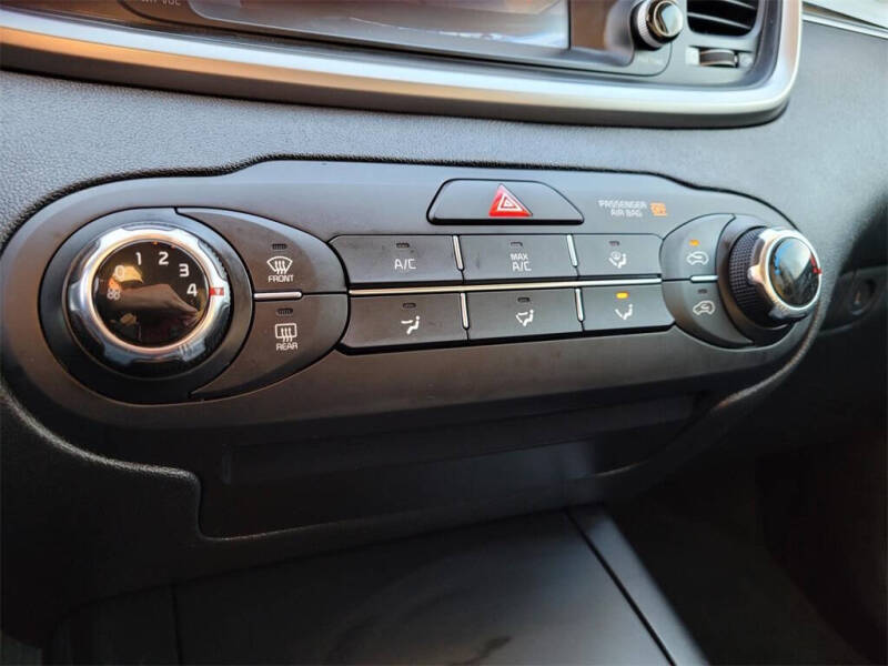 2020 Kia Sorento LX V6