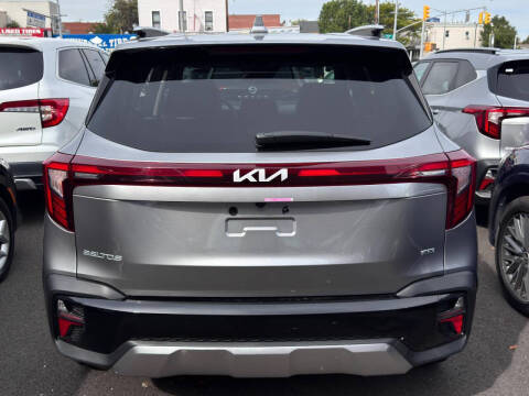 2024 Kia Seltos S