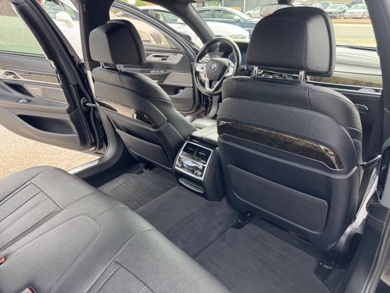 2016 BMW 7 Series 740i