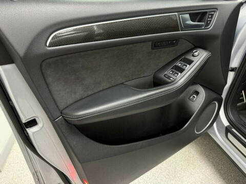 2016 Audi SQ5 3.0T quattro Premium Plus