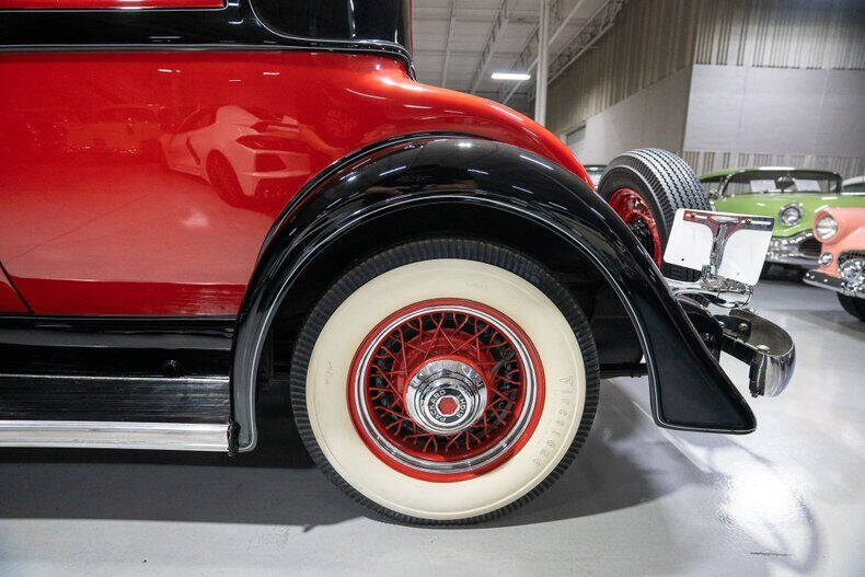 1933 Packard Eight