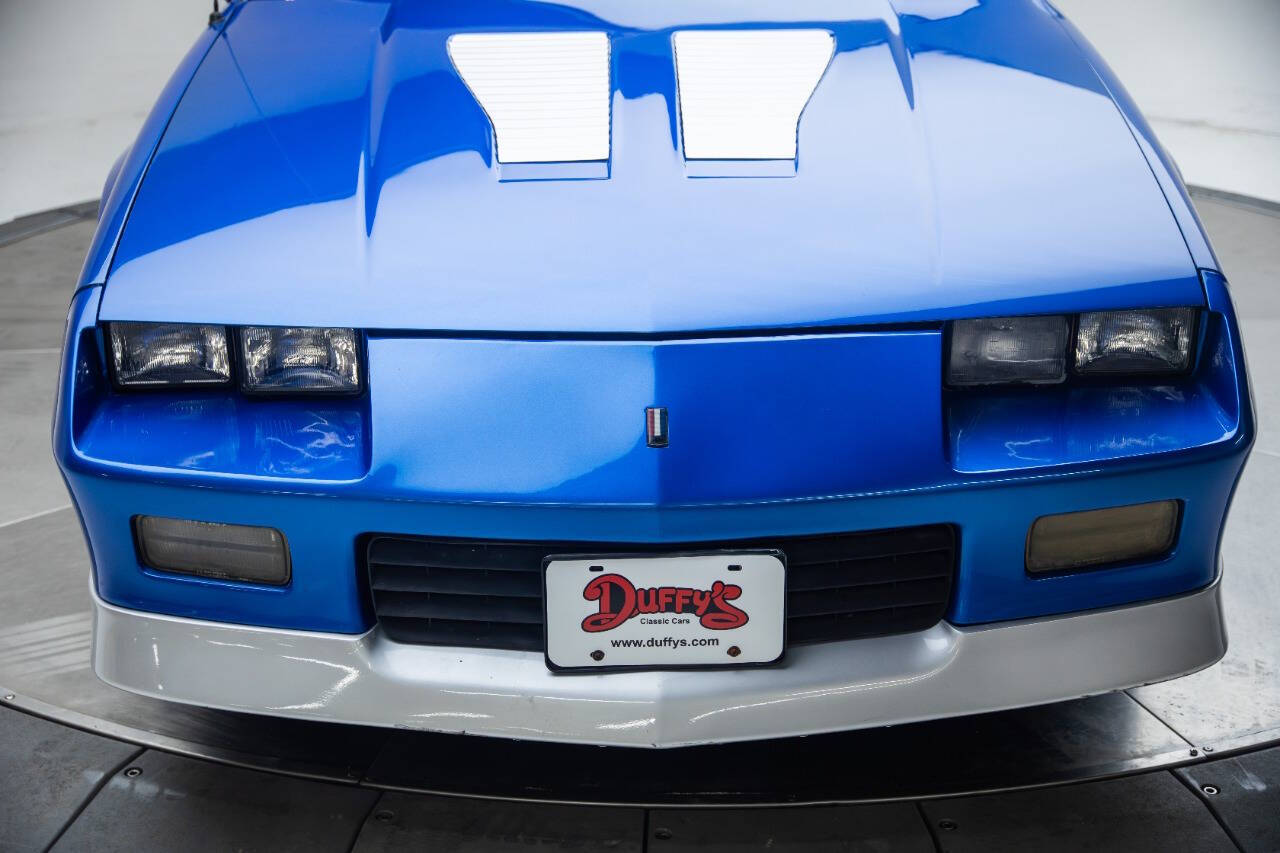 1989 Chevrolet Camaro 28