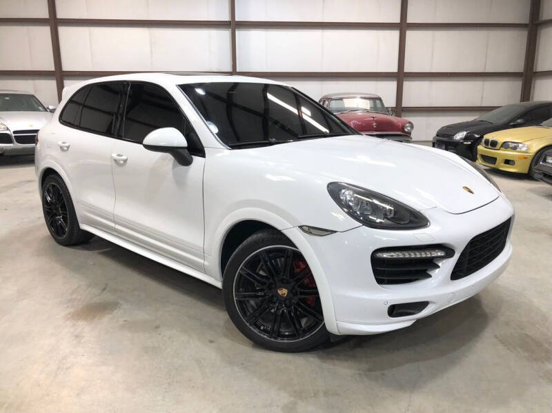 2013 Porsche Cayenne GTS