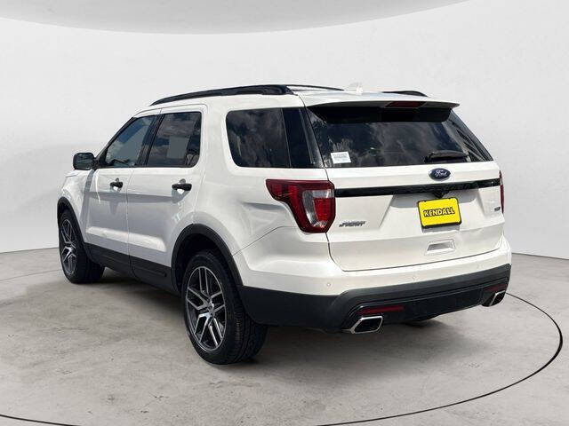 2017 Ford Explorer Sport