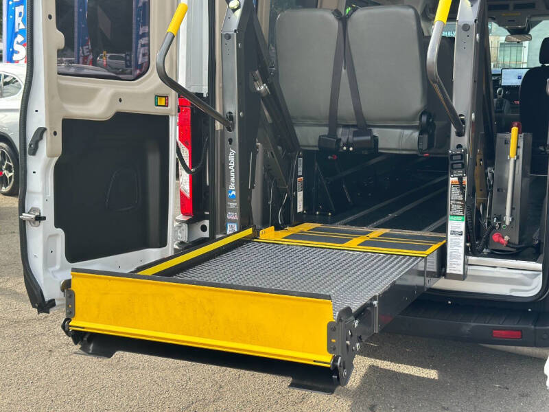 2023 Ford Transit 250