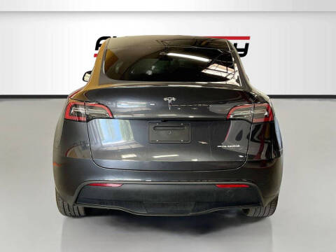 2024 Tesla Model Y Long Range
