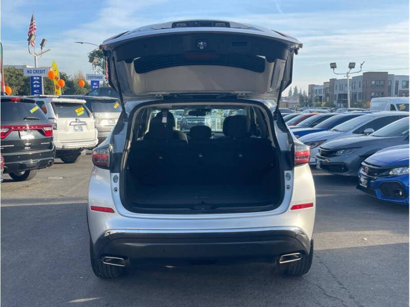 2023 Nissan Murano S