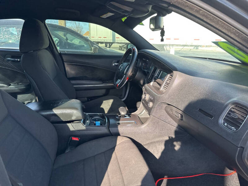 2013 Dodge Charger SE