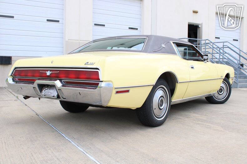 1972 Ford Thunderbird