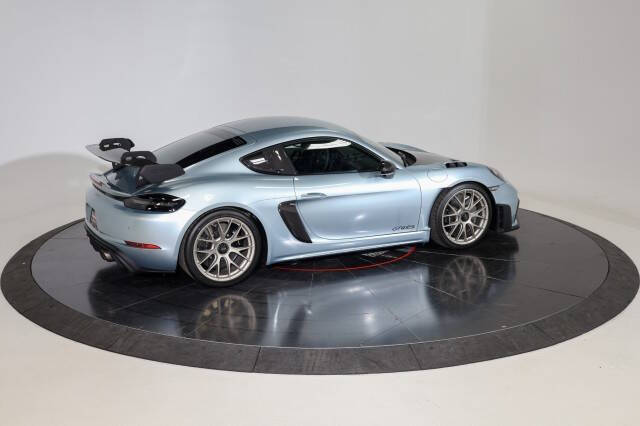 2023 Porsche 718 Cayman GT4 RS