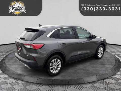 2021 Ford Escape SE