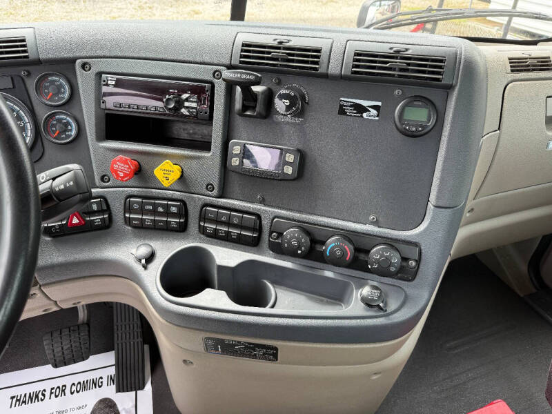 2019 Freightliner Cascadia