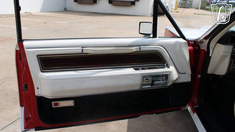 1982 Lincoln Mark VI