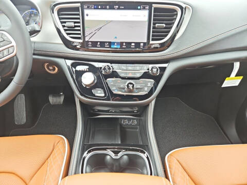 2024 Chrysler Pacifica Pinnacle