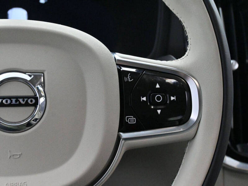 2025 Volvo S60 B5 Plus